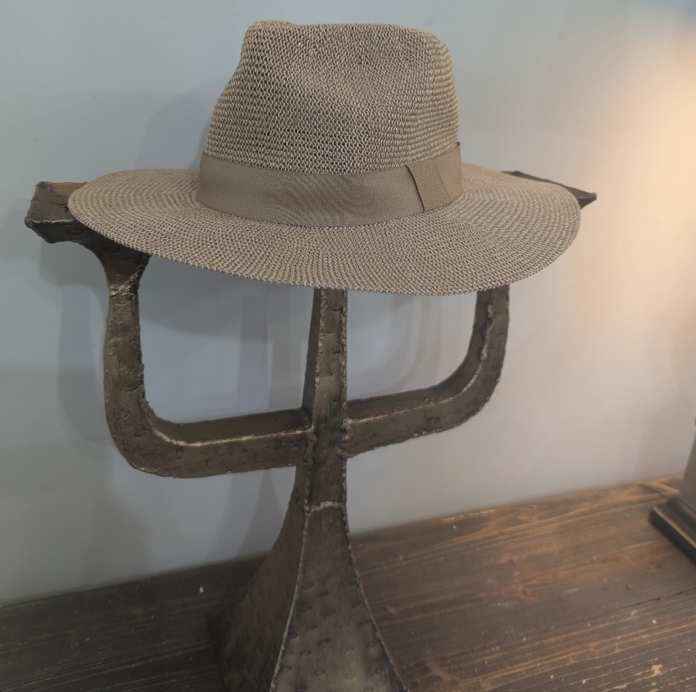 Marcus Adler Hat One Size But Fits Small